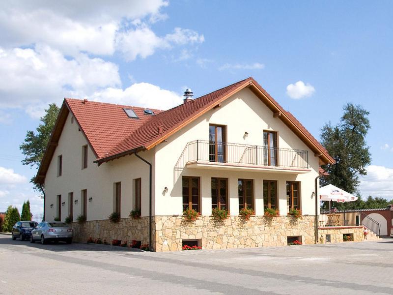Dworek Biesiadny Radzewice Extérieur photo